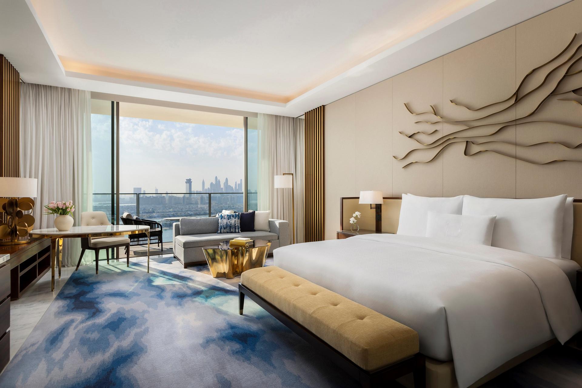 Atlantis The Royal Sky Terrace Suite bedroom with Palm views